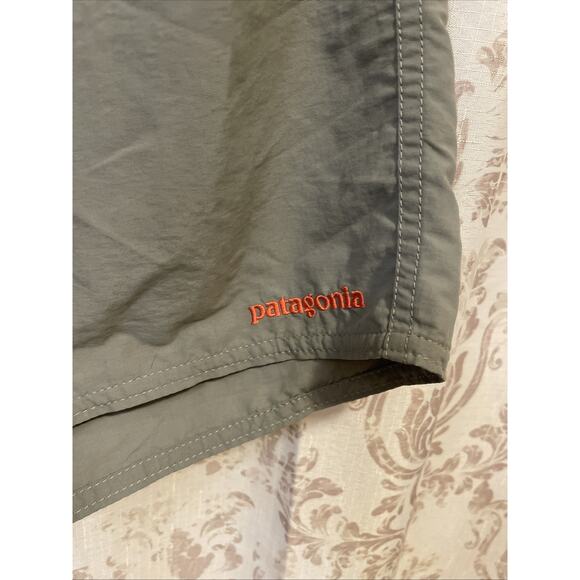Patagonia Shorts Mens 28 Gray Nylon Outdoor Hiking Swim Board Waverfarer 86660 - Picture 2 of 7